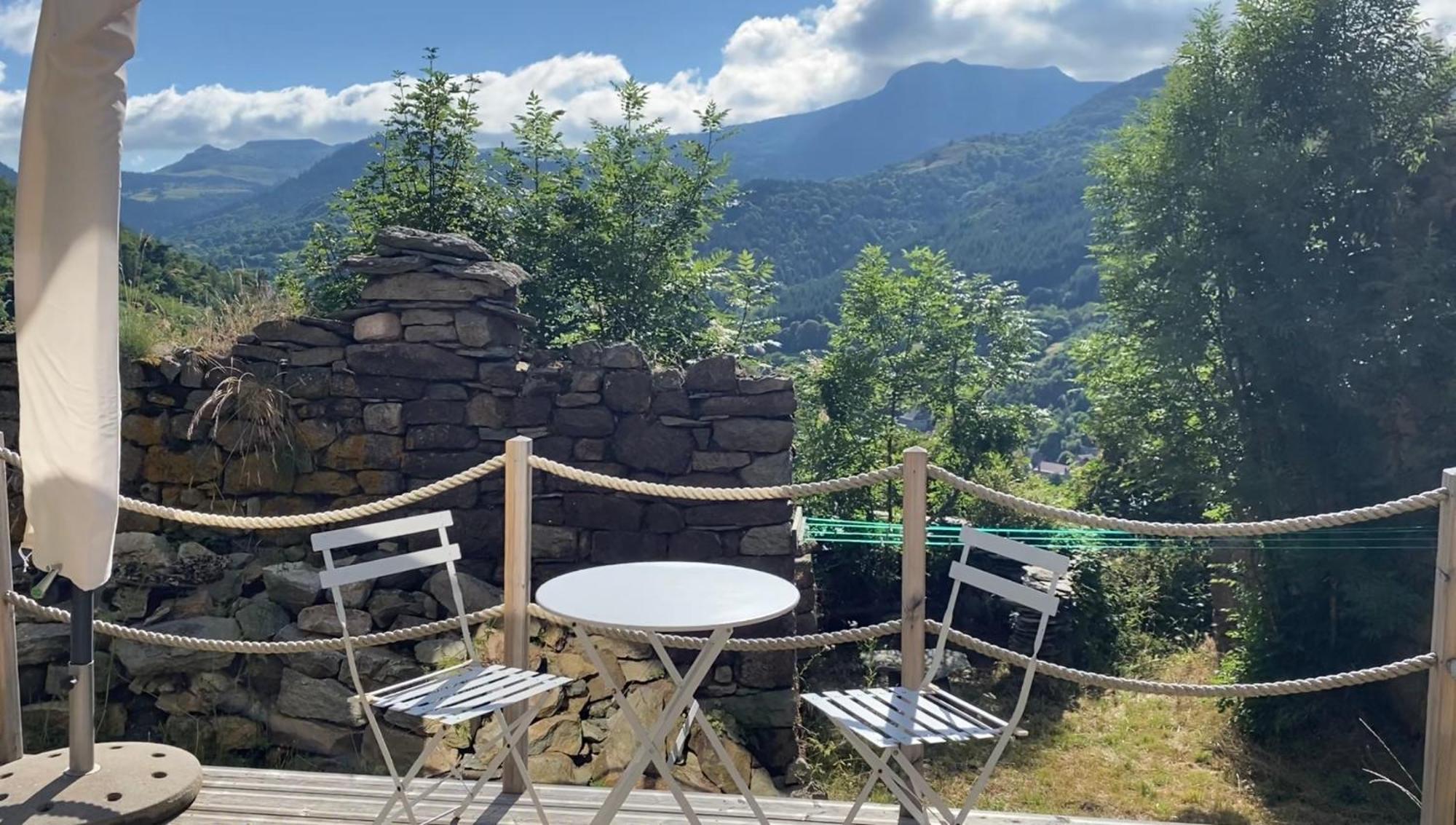 Tiny House De Tempoyrac La Rochette (Ardeche)